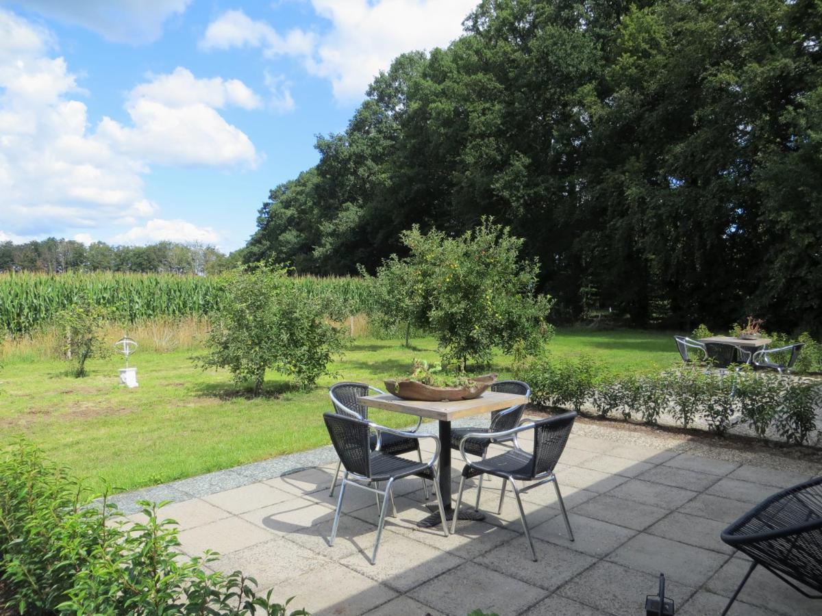 Vakantiehuis Het Wapen Van Heeckeren Hummelo Esterno foto